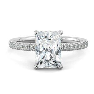 4 Carat Radiant Cut Lab Grown Diamond Solitaire Engagement Ring